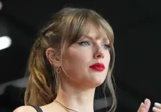 Swift Reacts to Leaks of Private Wedding Details