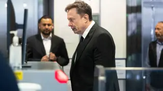 Feud erupts on X as Apple sues OpenAI and sparks jab-fest between Musk and Altman