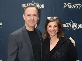 Community rallies around Chad Lowe family after daughter Fiona's suicide