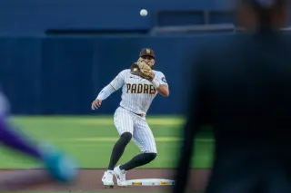 Tatis Debuts at 2B as Padres Shuffle Lineup in NL West Update
