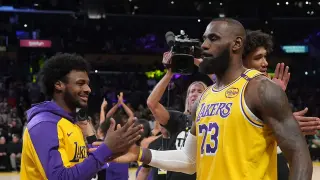 Bronny Not a Package Deal as LeBron Eyes a 76ers Run, Lakers Status Unclear