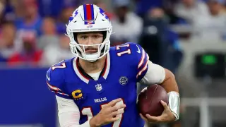 Bills QB Josh Allen draws scrutiny for flop after late interception seals Patriots upset