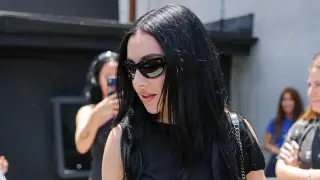Charli XCX Unveils iTunes-Exclusive B-Sides With Monochrome Videos