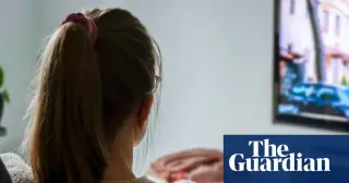 Small Movement Breaks Linked to Lower Cancer Death Risk, UK Study Finds