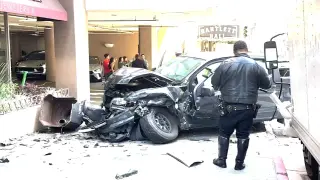 Two Injured as Truck Strikes Light Pole on O'Farrell in San Francisco