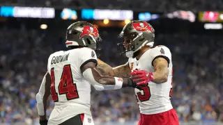 Godwin Doubts Evans’ 49ers Move, Seeks Clarity from Mayfield