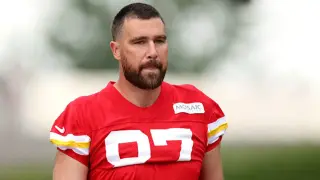 Reid dismisses Kelce dad-bod chatter, says star TE is in prime shape