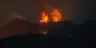 Kansas tourist struck by lightning on Mount Etna as restricted area remains closed