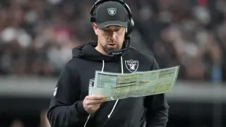 Raiders' 3-0 Start Defies Odds as Kubiak's System Transforms Franchise