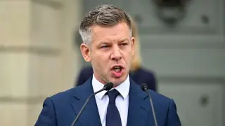 Hungarian PM moves to oust ceremonial president via constitutional change