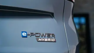 One Year After Federal EV Credit Ends, Hybrids Surge as EV Share Stalls at 6%