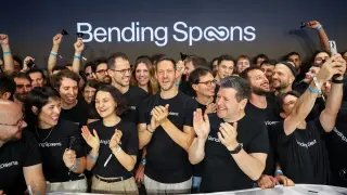 Berkshire Hathaway Doubles Down on Bending Spoons with $330 Million Stake