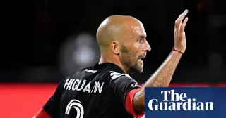 Columbus Crew Fires Coach After Sexist Incident With Referee