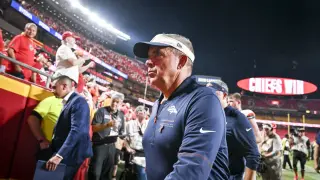 Payton Accepts Responsibility as Broncos Fall to Chiefs, Plans Coaching Reset