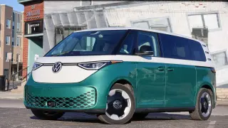 VW Pushes ID Buzz U.S. Return to 2028 Amid Weak Sales and Tariff Hurdles
