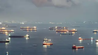 Houthi Strikes on Saudi Airports Push Brent Crude Back Above $100