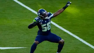 Seahawks snag Derick Hall on a bargain extension