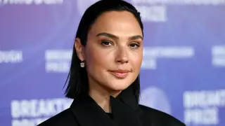 Gal Gadot Defends AI-Designed Sets in Bitcoin Film, Stresses Her Performance Is Human