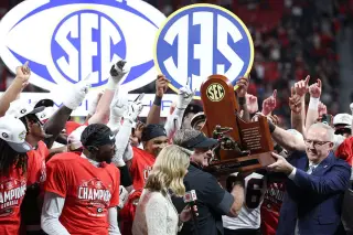 SEC Predictions: Five Teams Expected to Reach 10 Wins Despite Schedule Concerns