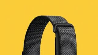 Google’s Fitbit Air Quietly Reboots Fitness Tracking with Minimalist Design
