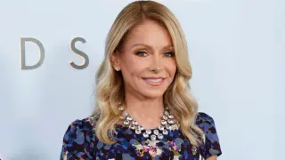 Kelly Ripa Set for September Return to Live After Gum Graft Recovery