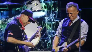 Springsteen and Morello Lead Activist Power To The People Festival Ahead of Midterms