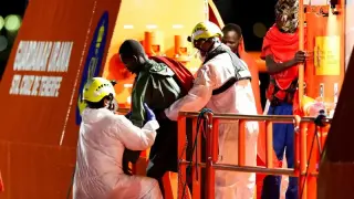 Dozens feared dead after drifting migrant boat found off Canary Islands
