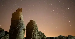 Twin Meteor Showers Peak This Week, Moonlight Dampens the Display
