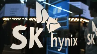 AI Boom Pushes SK Hynix into the $1T Chip Club