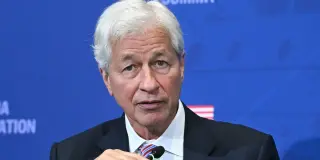 Dimon: Dollar’s Reserve Status Could Fade If U.S. Edge Wanes