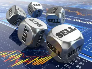 Insiders Dump $895M as Quantum-Computing Stocks Rally