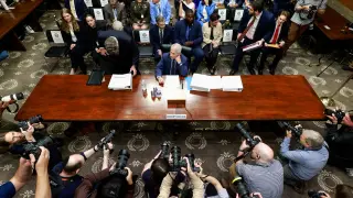 Fauci’s Diary Sheds Light on Origins Debate, Trump Tensions, and Pandemic Fame