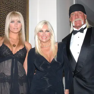 Brooke Hogan Confronts Mother Linda Over Denial of Hulk's Past Affair