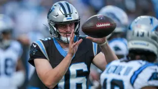 King's late TD seals Panthers' Hall of Fame Game victory