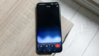 Gemini Live rolls out real-time translation with refreshed Android UI