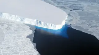 Doomsday Glacier Nears Breakup, Raising Sea-Level Alarm
