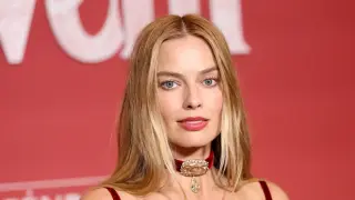Margot Robbie Updates Legal Name to Ackerley in UK Filings