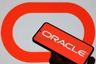 Oracle Slumps as $300B OpenAI Deal Becomes Liability