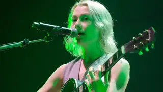 Phoebe Bridgers Turns MSG Into a Living Room With a Phone-Free, Eight-Song Set