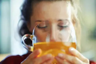 Green tea’s EGCG may help keep brain vessels flexible as we age