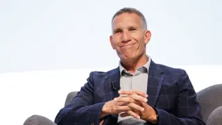 Kreiz Joins Ellison to Lead $110B Skydance Merger Amid Pay and Leadership Questions