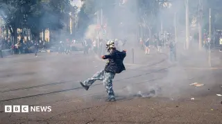 France Education Crisis: 250,000 Protest as Police Charge Officer and Macron Convenes Ministers