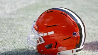 Browns begin 53-man roster trim with 15 cuts