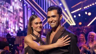 Julia Stiles Cries After DWTS Tango Score, Vows to Bounce Back