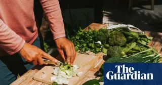 There’s no healthiest leafy green—eat a mix for best nutrition
