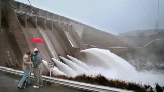 2026 El Niño Shatters Pacific Temperature Records, Forecasters Warn of Wet California Winter