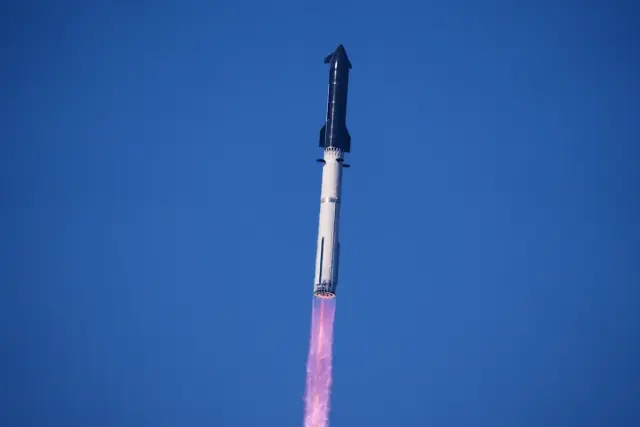 SpaceX shares tumble to a fresh low after Starship test fuels investor caution