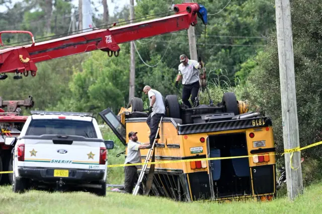 Winter Haven bus crash kills student and Jeep driver after sedan drifts into traffic