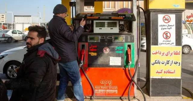 Iran Weighs Fuel Rationing Amid War-Induced Supply Crisis