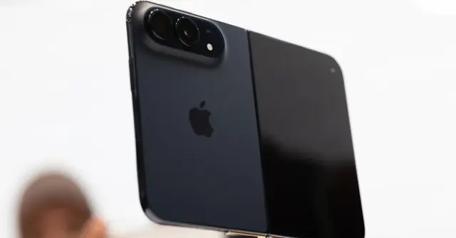 Celebrities Chase Apple's Unreleased Foldable iPhone Duo at Emmys